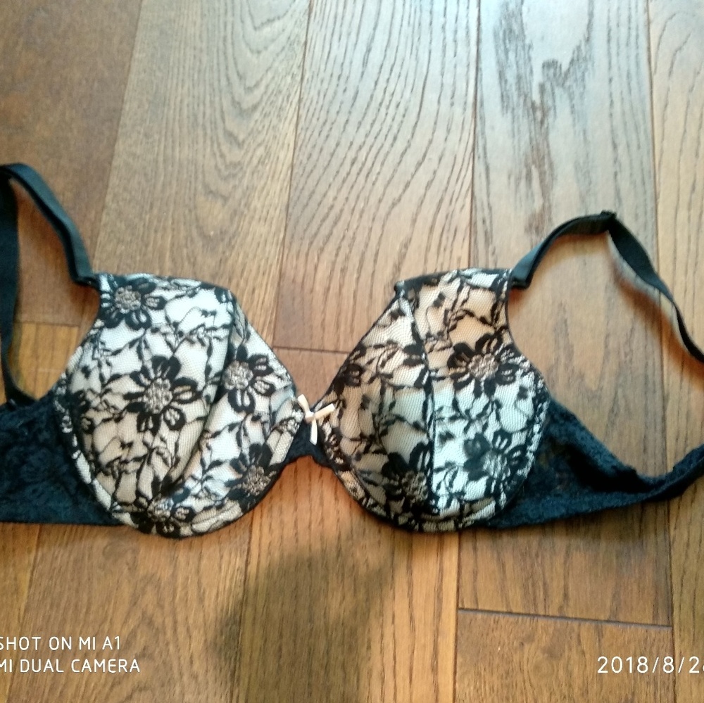 Nursing bra 36C